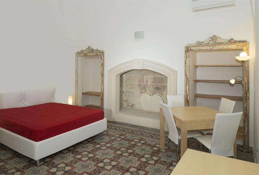 Relais Carlo V - Palazzo Storico Bed and Breakfast Gallipoli Buitenkant foto