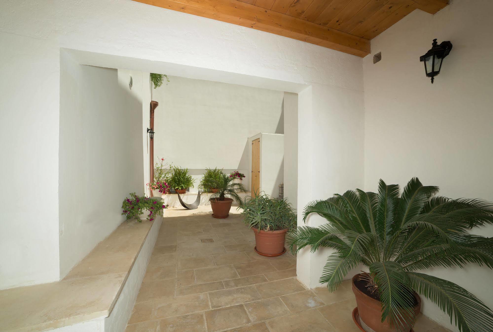 Relais Carlo V - Palazzo Storico Bed and Breakfast Gallipoli Buitenkant foto